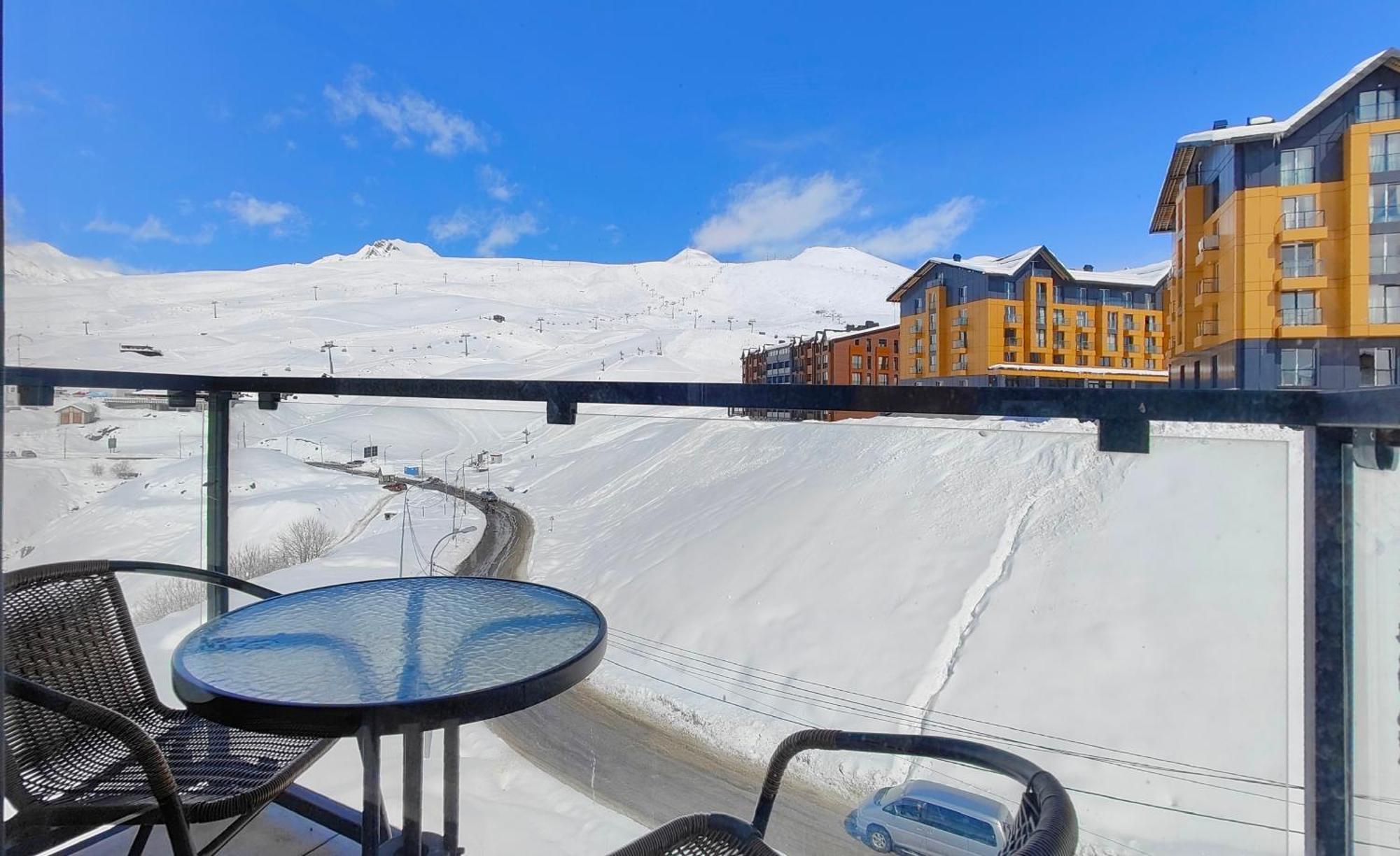 Gvc New Gudauri Twins 413 Mountain View Daire Dış mekan fotoğraf